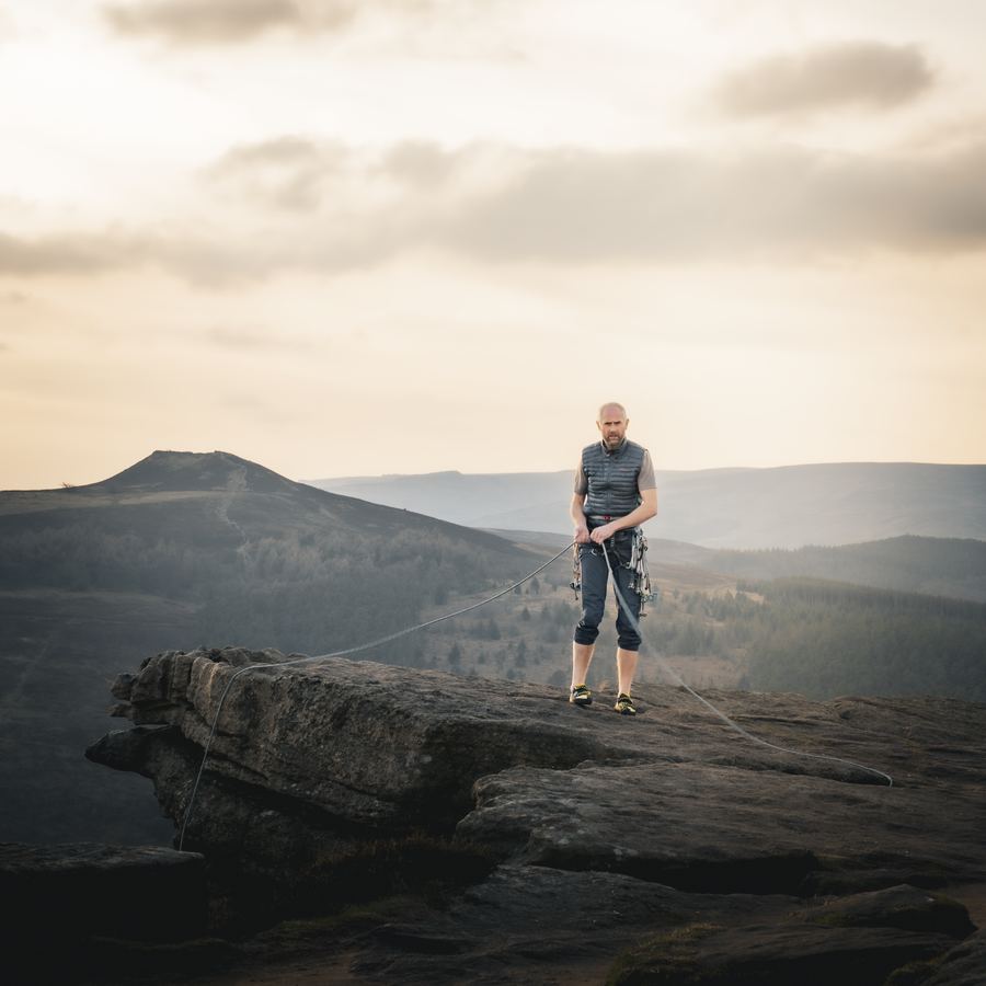 Out on a hike: Street photography by Hamza Shaf, image 5